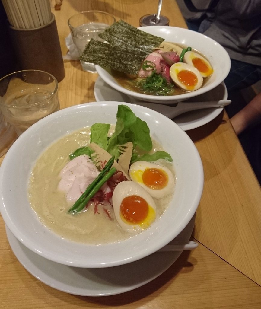 kagari paitan and niboshi